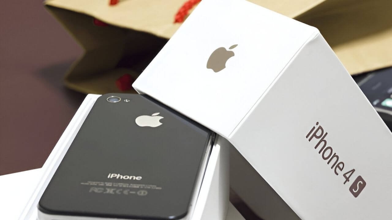 iPhone 4S